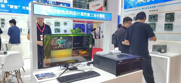 華北工控水冷散熱結(jié)構(gòu)設(shè)計高性能工業(yè)計算機(jī)